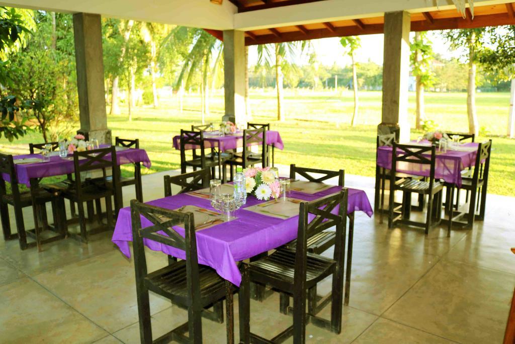 Manel Guest House Polonnaruwa Eksteriør bilde